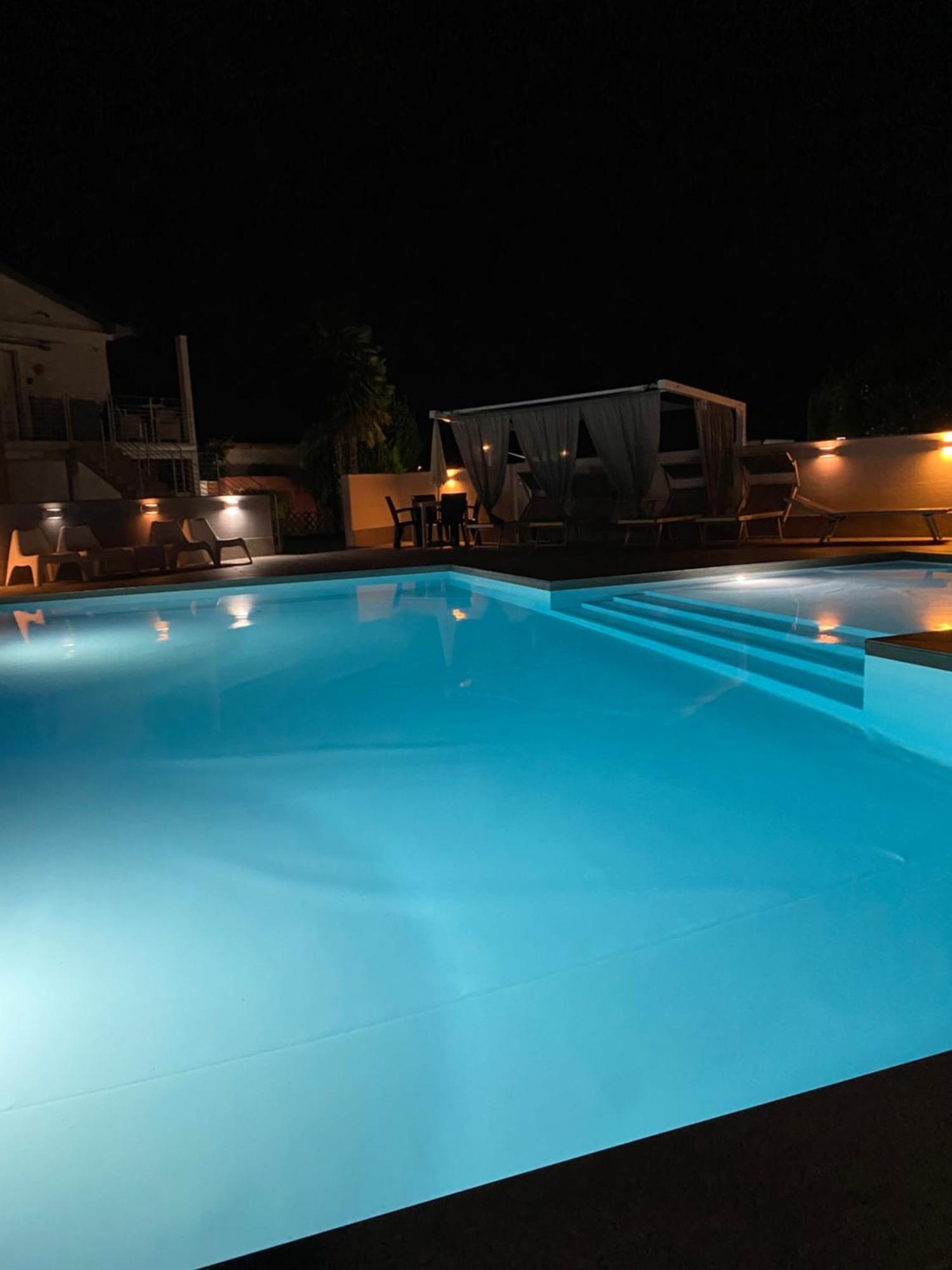 Meridien House Casalserugo Eksteriør bilde